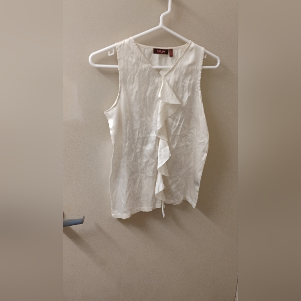 NWT 525 Vintage 2000s Girl Ruffled Silk Sleeveless Top Blouse Sz L